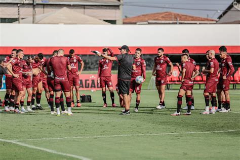 Escalação do Atlético GO Igor Cariús é desfalque contra o Furacão