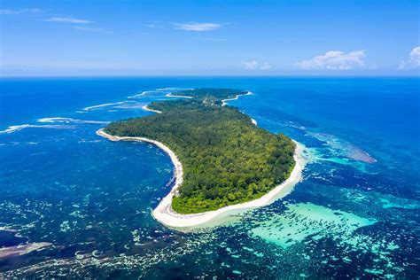 A Hotel Review Of The Four Seasons Seychelles Desroches Island Fathom