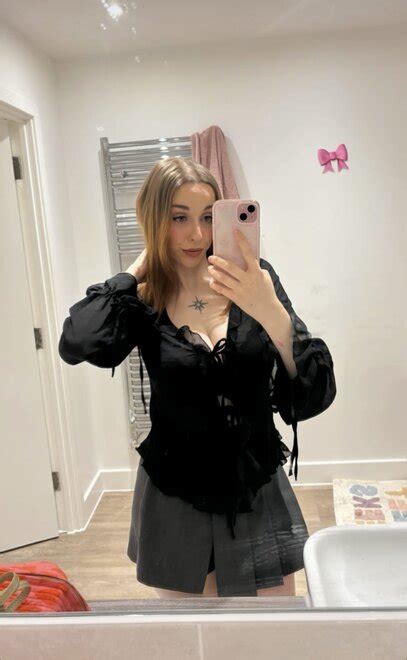 Protem Saves Is Your Wife Here Sexy Zelihawhore Slut Amateur Wives Uk Porn Pic