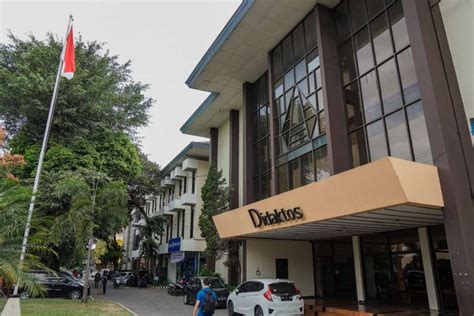 Biaya Kuliah Universitas Kristen Duta Wacana Homecare