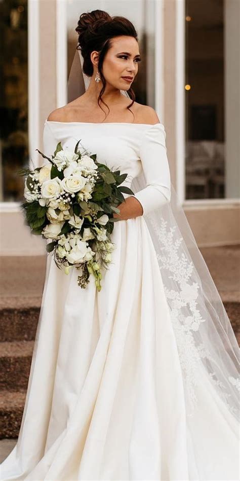 Simple Wedding Dresses For Elegant Brides Wedding Dresses Simple