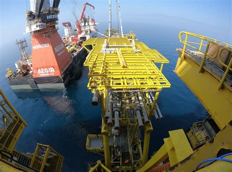 Heerema Wraps Up Installation Project Offshore Qatar Dredgewire