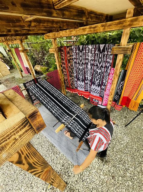 Cordillera Weaves Exhibit And Weavers Bazaar Showcasing The Ingenuity