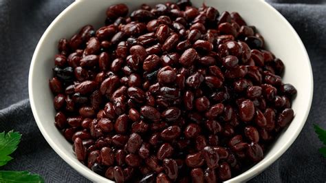 16 Best Uses For Canned Black Beans