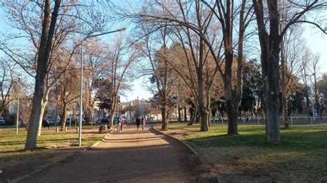 Cielo Algo Nublado Y Temperaturas Agradables Para Cipolletti Este Lunes