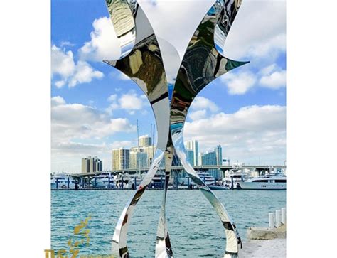 The Mirror Sculpture Custom Made Reflection Mirror