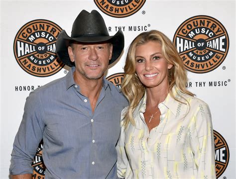 Tim Mcgraw And Faith Hill S Daughter Snaps Bikini Pics While Sunbathing