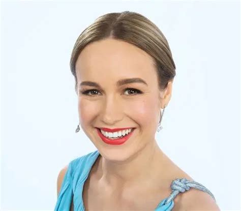 Brie Larson Poster 640183 Online Best Prices