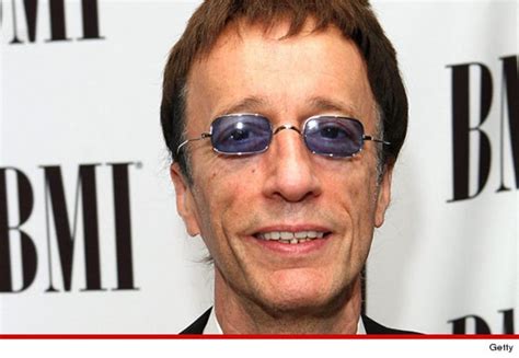 Robin Gibb Dead Bee Gees Co Founder Dies At 62