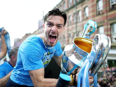 Grealish MVP en la celebración de la Champions del Manchester City