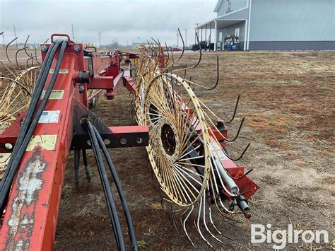 Hands 14 Wheel V Rake Bigiron Auctions