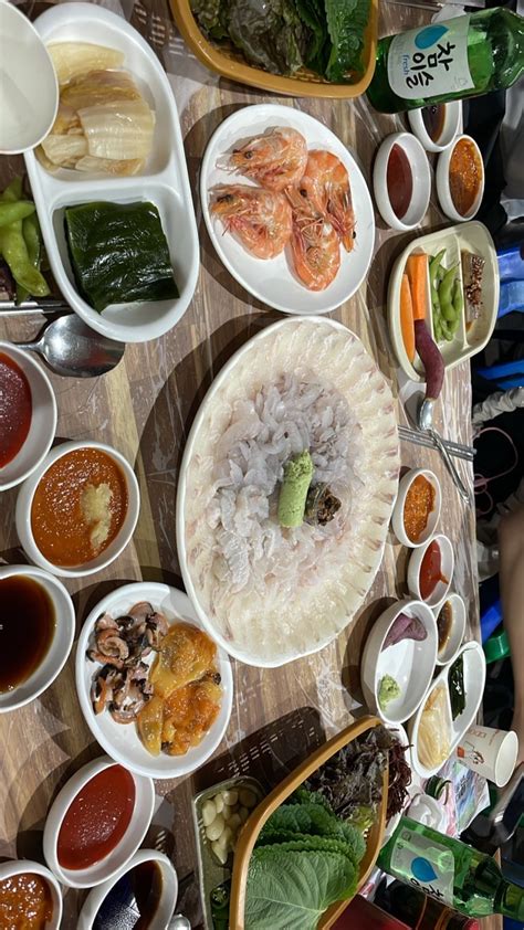 아라언니 보러 울산 여행🐳 울산 회 맛집 일산수산물판매센터 일산지 해수욕장 울산 오션뷰 카페 코델리아 Feat떼라매트