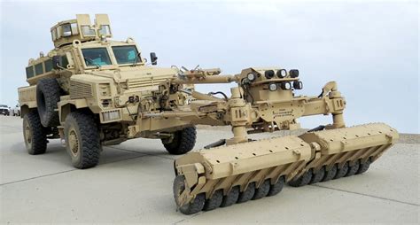 Mmpv Rg31 With Ehp Roller Provides Blast Protected Platf Flickr