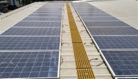 Yellow Frp Solar Walkway Grating Square Size X X Mm At Rs