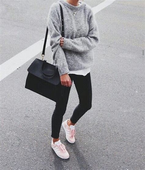 Zapatillas Nude Las Nuevas Favoritas De Tu Armario Effortless Chic