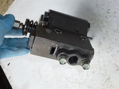 Eastern Triangle Enterprises Llc E Store 3 Point Hydraulic Control Valve 3a151 82300 Kubota