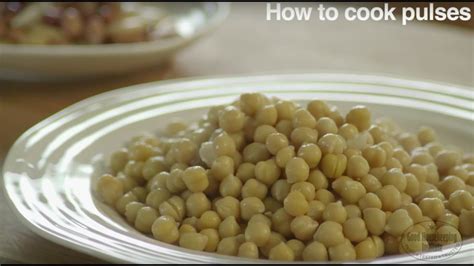 How To Cook Chickpeas And Other Pulses Good Housekeeping Uk Youtube