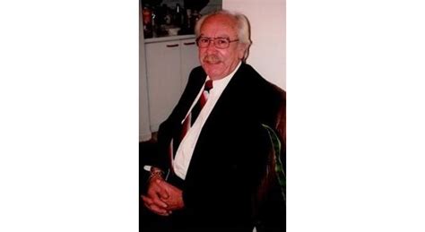 Stanislaw Kowalski Obituary 1939 2011 Legacy Remembers