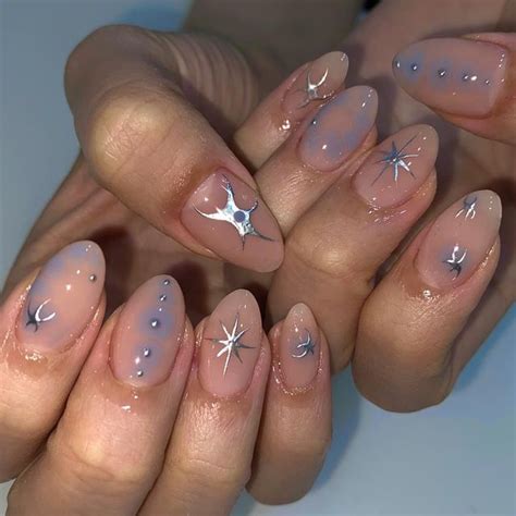 합정네일 💅🏽르미네일💅🏽 On Instagram 원하시는 느낌으로 디자인 넣어드렸어용🫶🏻 일곱손톱 부분 젤 연장 진행했습니다