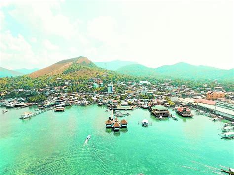 Cargo Passenger Ship Stranded Off The Coast Of Palawan News Press