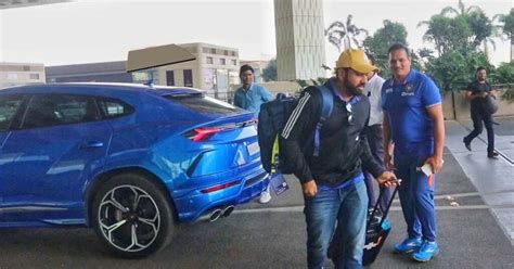 Indian Cricket Team Captain Rohit Sharma Seen with his Rs 3.5 Cr Lamborghini Urus » Car Blog India