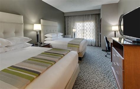 Drury Inn & Suites Columbus Polaris - Drury Hotels