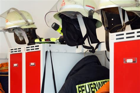 Feuerwehr Garderobe Flex Garderoben F R Feuerwehren