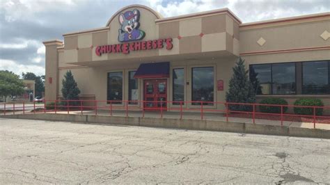 Chuck E Cheese S In Mishawaka Closes After Stage Catches Fire