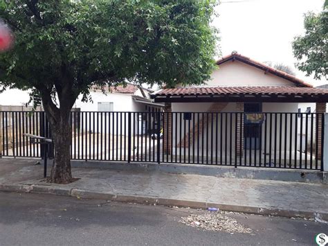 Vende Se Casa No Centro De Valentim Gentil Valentim Gentil