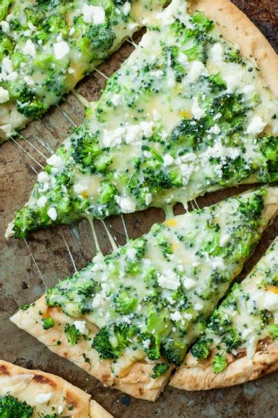 12 Easy Flatbread Pizza Recipes Peas And Crayons