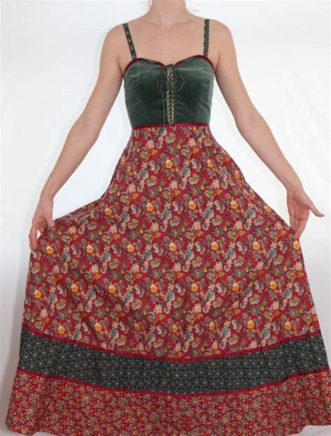 M Green Velvet Corset Bodice Red Calico Gunne Sax Maxi Dress