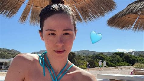 Aurora Ramazzotti Im Sexy Bikini Sie Zeigt After Baby Body BUNTE De