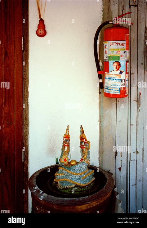 Buddhist Shrine Home Hi Res Stock Photography And Images Alamy