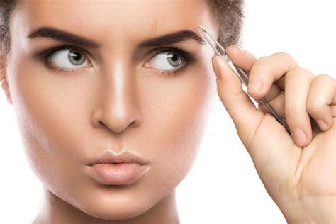 Trucos Para Depilarse Las Cejas Que No Sabías Blog De Material Estética