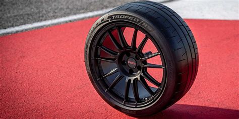 Pirelli Works With Porsche To Develop The P Zero Trofeo RS And P Zero