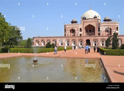 Humayuns Tomb Delhi India Hi Res Stock Photography And Images Alamy