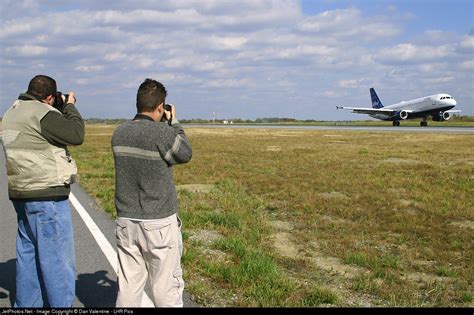 N Jb Airbus A Jetblue Airways Dan Valentine Jetphotos