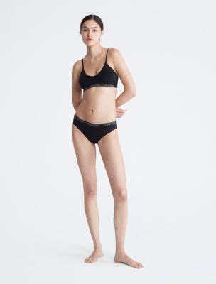 Naturals Modern Seamless Lightly Lined Triangle Bralette Bikini Calvin Klein Canada