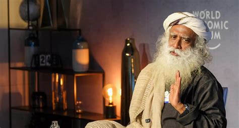 Yogi Sadhguru i Veliki Reset Naša ideja o blagostanju mora se iznova