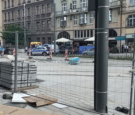 Strza Y W Centrum Poznania Nie Yj Dwie Osoby