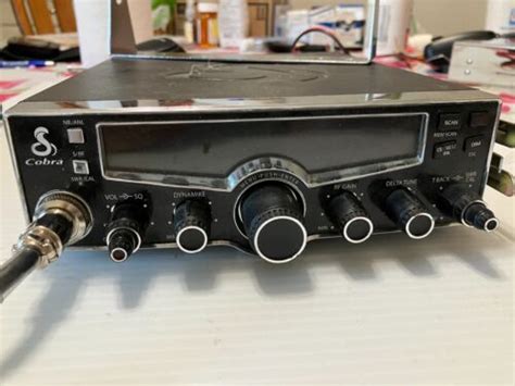 Cobra 29 Lx Cb Radio And A Gray 100 Watt Linear Amplifer Ebay