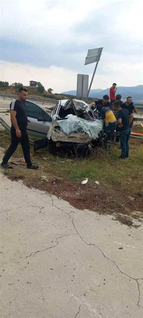 Isparta Da Otomobilin Kamyona Arpmas Sonucu Ki I Hayat N Kaybetti