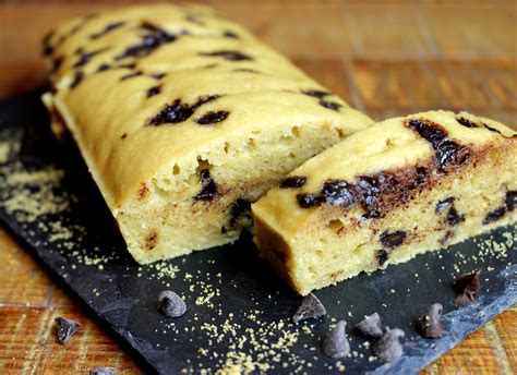 Cake tout moelleux aux pépites de chocolat à la vapeur douce sans