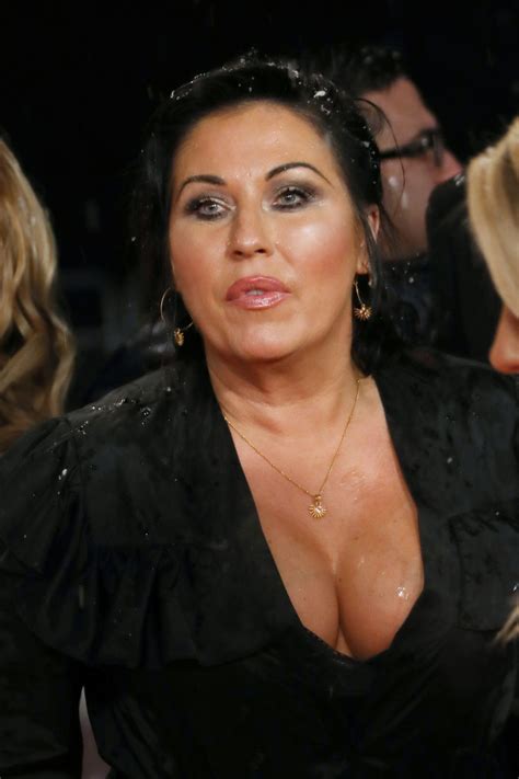 Jessie Wallace National Television Awards 2019 • Celebmafia