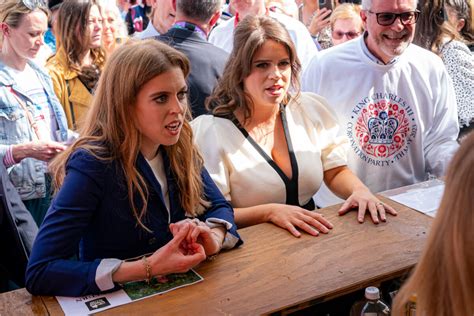 Photo La Princesse Eugenie D York Enceinte Et La Princesse Beatrice