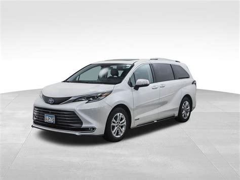 Used Toyota Sienna Platinum Awd Passenger At Penskecars