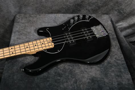 2014 Fender American Deluxe Dimension Bass Iv Hh Black Andy Baxter Bass And Guitars