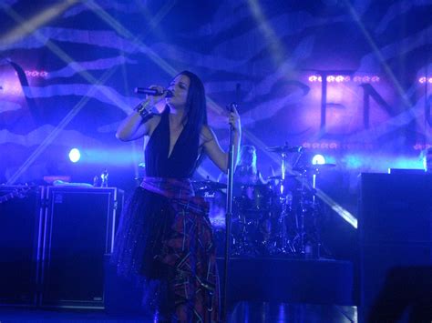 Evanescence 2011 Live - Evanescence Photo (27749354) - Fanpop