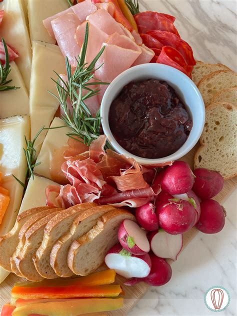 Rosé Wine Pairing The Perfect Charcuterie Board The Foodies Kitchen