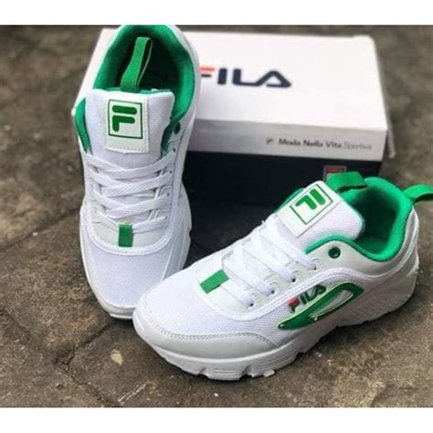 Fila Disruptor, Women's Fashion, Footwear, Sneakers on Carousell